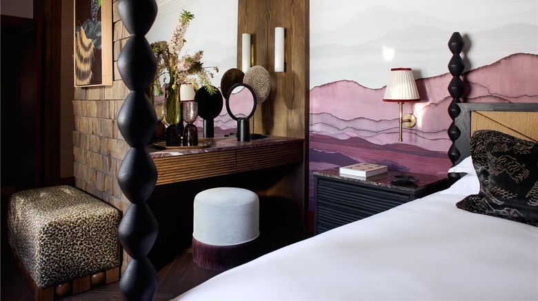 <b>Mount Nelson Hotel, A Belmond Hotel Suite</b>. Images powered by <a href="https://iceportal.shijigroup.com/" title="IcePortal" target="_blank">IcePortal</a>.