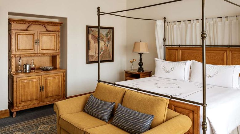 <b>Palacio Nazarenas, A Belmond Hotel Suite</b>. Images powered by <a href="https://iceportal.shijigroup.com/" title="IcePortal" target="_blank">IcePortal</a>.