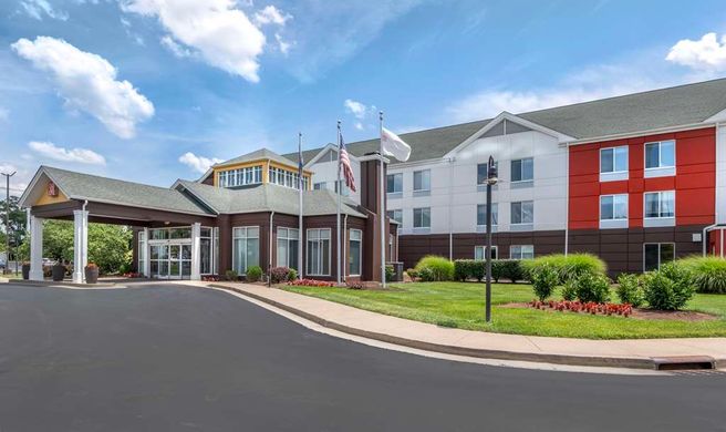 Hilton Garden Inn Lexington Exterior
