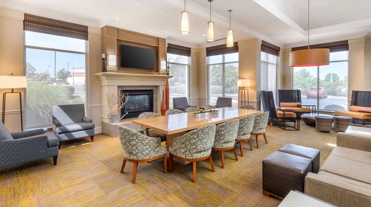 Hilton Garden Inn Lexington Lobby