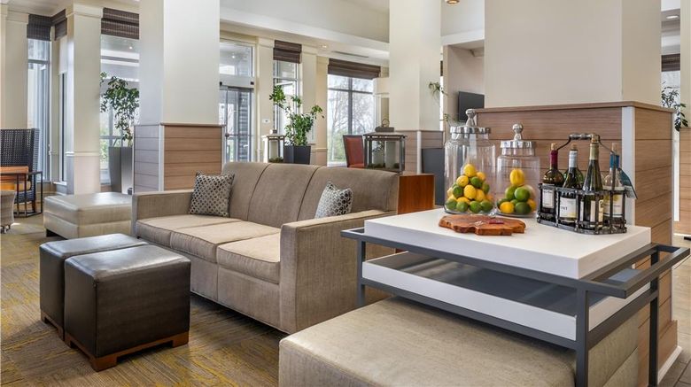 <b>Hilton Garden Inn Lexington Lobby</b>. Images powered by <a href="https://iceportal.shijigroup.com/" title="IcePortal" target="_blank">IcePortal</a>.