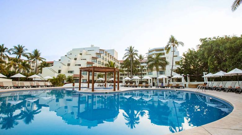 <b>Occidental Nuevo Vallarta Pool</b>. Images powered by <a href="https://iceportal.shijigroup.com/" title="IcePortal" target="_blank">IcePortal</a>.
