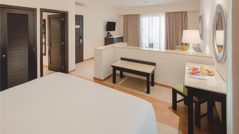 <b>Occidental at Xcaret Destination Suite</b>. Images powered by <a href="https://iceportal.shijigroup.com/" title="IcePortal" target="_blank">IcePortal</a>.