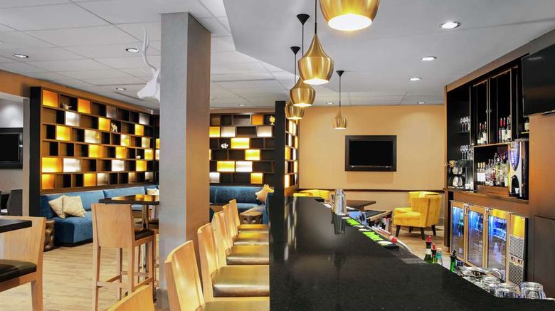 <b>DoubleTree by Hilton Deerfield Beach Restaurant</b>. Images powered by <a href="https://iceportal.shijigroup.com/" title="IcePortal" target="_blank">IcePortal</a>.
