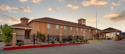 Best Western Casino Inn Exterior