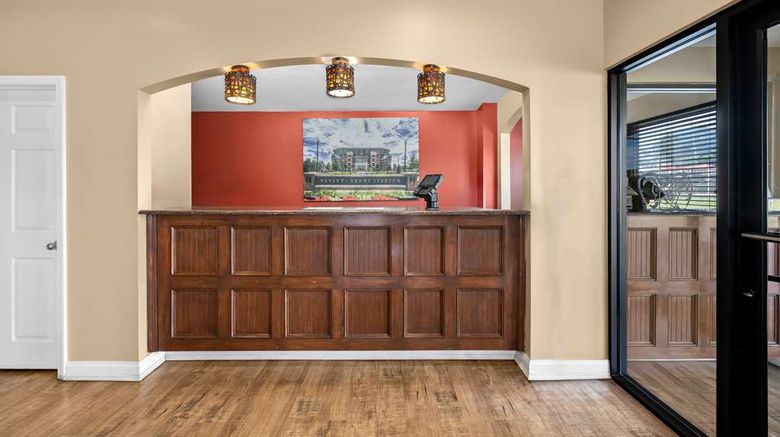 <b>Best Western Catalina Inn Lobby</b>. Images powered by <a href="https://iceportal.shijigroup.com/" title="IcePortal" target="_blank">IcePortal</a>.