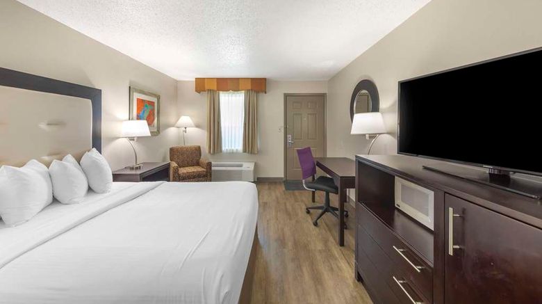 <b>Best Western Athens Inn Room</b>. Images powered by <a href="https://iceportal.shijigroup.com/" title="IcePortal" target="_blank">IcePortal</a>.