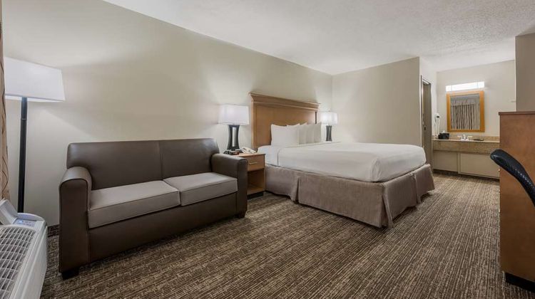 Best Western University Inn Room