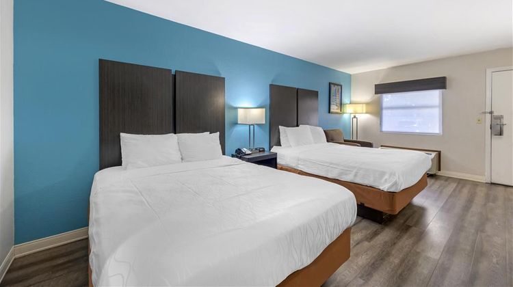 Best Western Fairwinds Inn Room