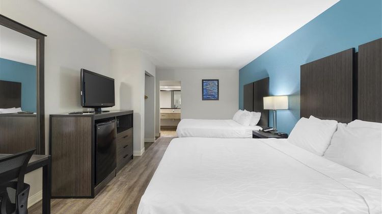 Best Western Fairwinds Inn Room