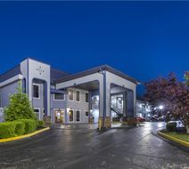 Best Western Fairwinds Inn Exterior