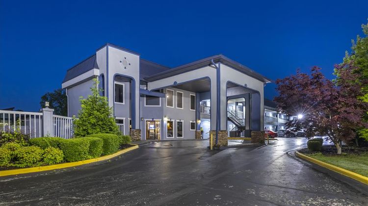 Best Western Fairwinds Inn Exterior