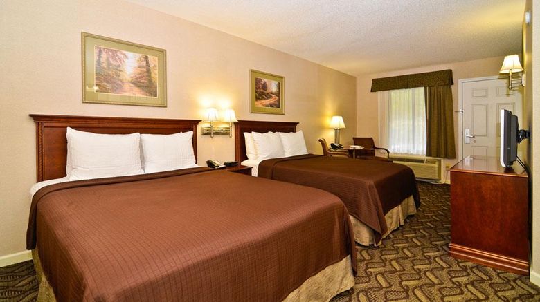 <b>Best Western Suites Room</b>. Images powered by <a href="https://iceportal.shijigroup.com/" title="IcePortal" target="_blank">IcePortal</a>.