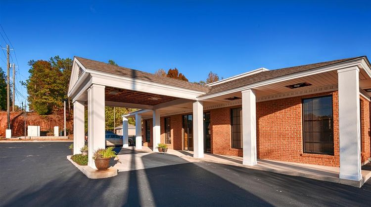Best Western Suites Exterior