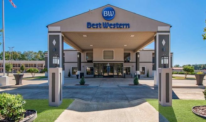 Best Western Inn Exterior