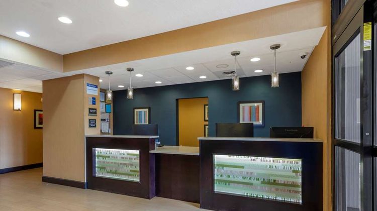 Best Western Plus Gadsden Hotel & Suites Lobby