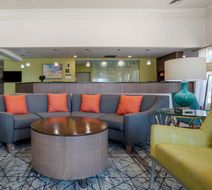 Best Western Plus Carlton Suites Lobby