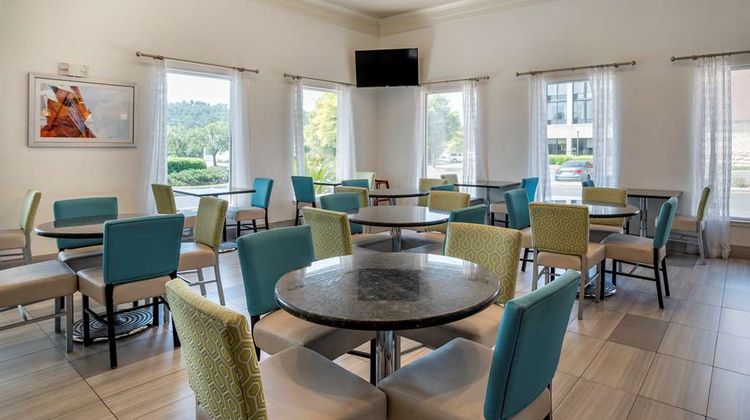 Best Western Plus Carlton Suites Restaurant