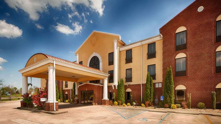 Best Western Plus Bass Hotel & Suites Exterior