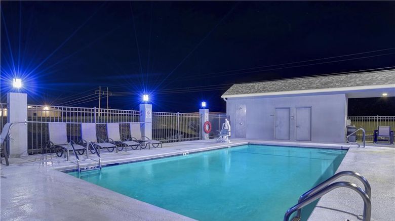 <b>Best Western Opp Inn Pool</b>. Images powered by <a href="https://iceportal.shijigroup.com/" title="IcePortal" target="_blank">IcePortal</a>.