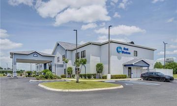 Best Western Opp Inn
