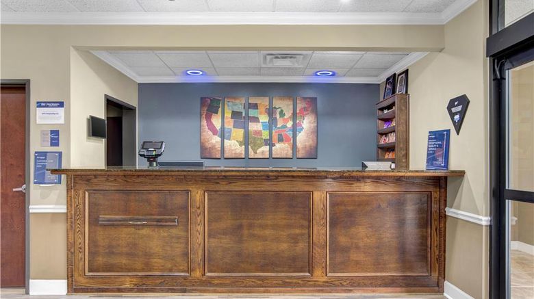 <b>Best Western Opp Inn Lobby</b>. Images powered by <a href="https://iceportal.shijigroup.com/" title="IcePortal" target="_blank">IcePortal</a>.