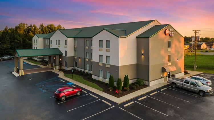 Best Western Plus Russellville Hotel Exterior