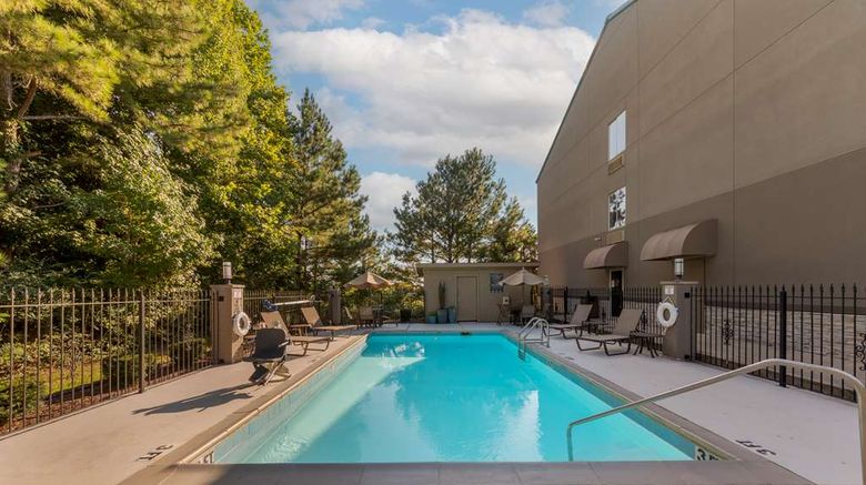 <b>Best Western Plus Russellville Hotel Pool</b>. Images powered by <a href="https://iceportal.shijigroup.com/" title="IcePortal" target="_blank">IcePortal</a>.