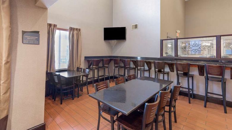 <b>Best Western Plus Russellville Hotel Restaurant</b>. Images powered by <a href="https://iceportal.shijigroup.com/" title="IcePortal" target="_blank">IcePortal</a>.