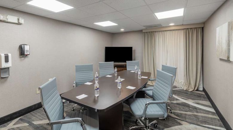 <b>Best Western Plus Russellville Hotel Meeting</b>. Images powered by <a href="https://iceportal.shijigroup.com/" title="IcePortal" target="_blank">IcePortal</a>.