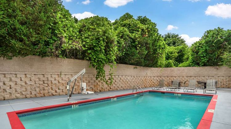 Best Western Plus Circle Inn Pool