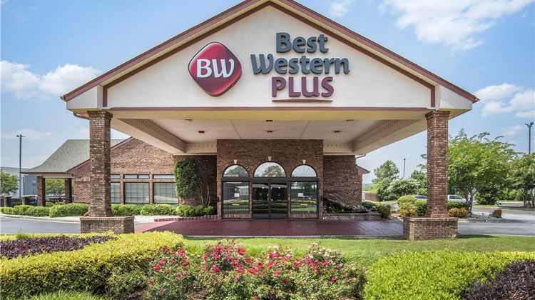 Best Western Plus Bessemer Hotel & Suite Exterior