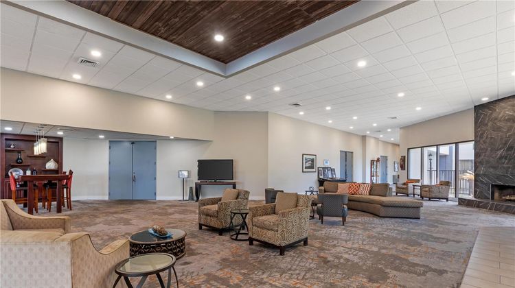 Best Western Plus Madison-Huntsville Lobby