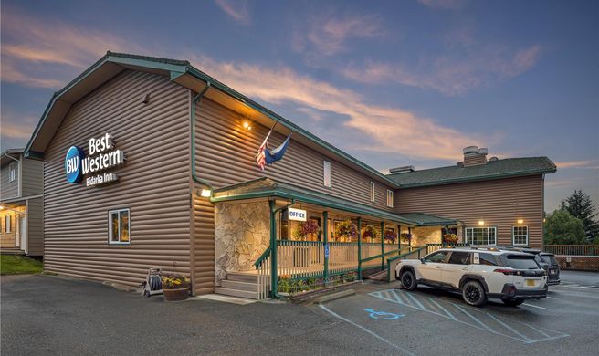 Best Western Bidarka Inn Exterior