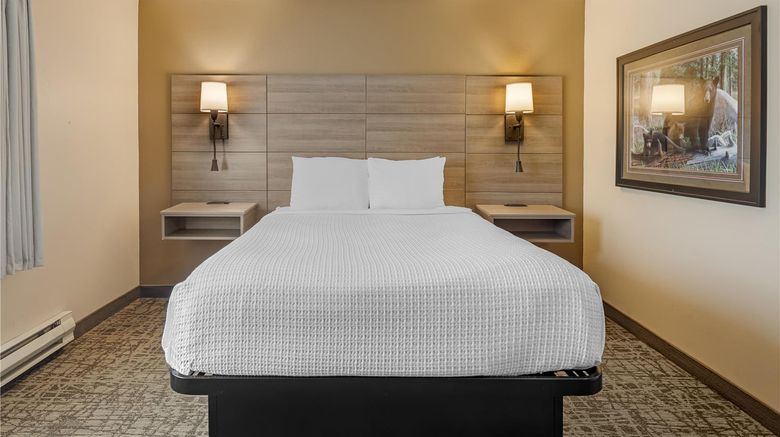 <b>Best Western Bidarka Inn Room</b>. Images powered by <a href="https://iceportal.shijigroup.com/" title="IcePortal" target="_blank">IcePortal</a>.
