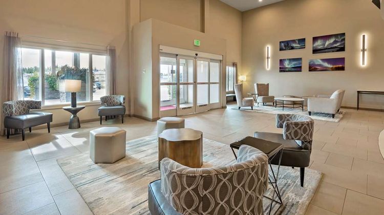 Best Western Plus Chena River Lodge Lobby
