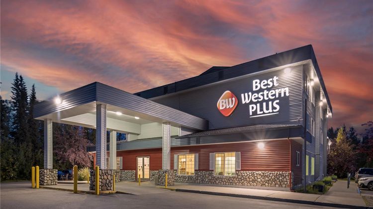 Best Western Plus Pioneer Park Inn Exterior