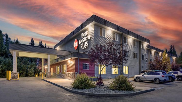 Best Western Plus Pioneer Park Inn Exterior