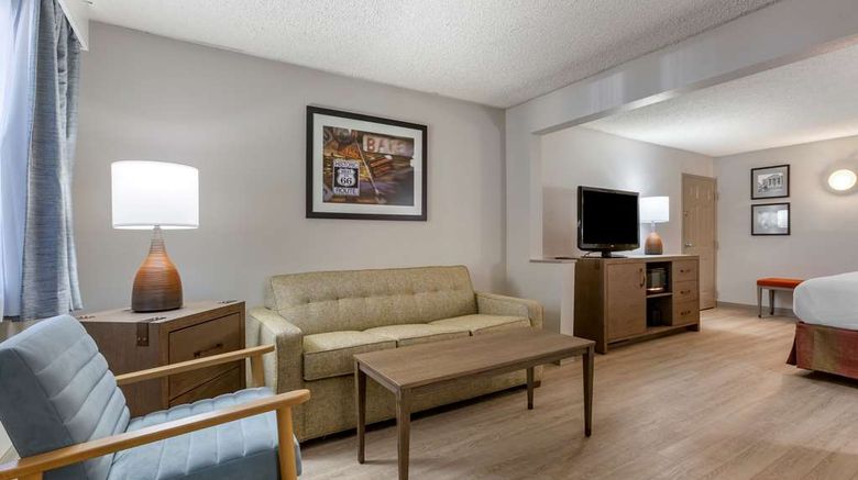 <b>Best Western Plus King's Inn & Suites Room</b>. Images powered by <a href="https://iceportal.shijigroup.com/" title="IcePortal" target="_blank">IcePortal</a>.