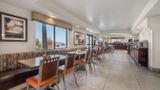 <b>Best Western Plus King's Inn & Suites Restaurant</b>. Images powered by <a href="https://iceportal.shijigroup.com/" title="IcePortal" target="_blank">IcePortal</a>.