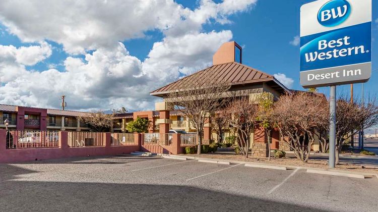 Best Western Desert Inn Exterior
