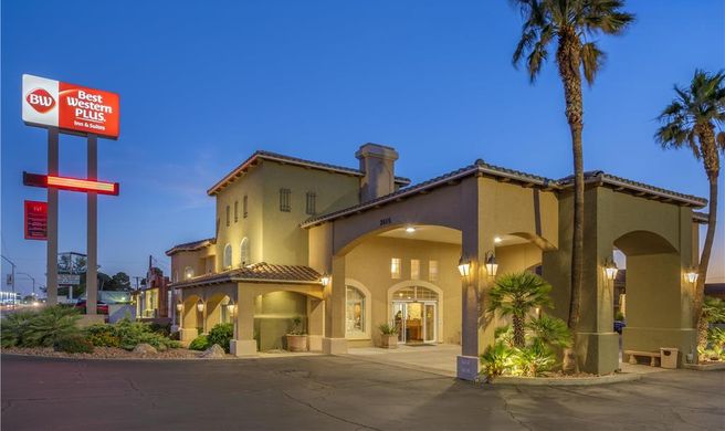 Best Western Plus a Wayfarer's Inn Exterior
