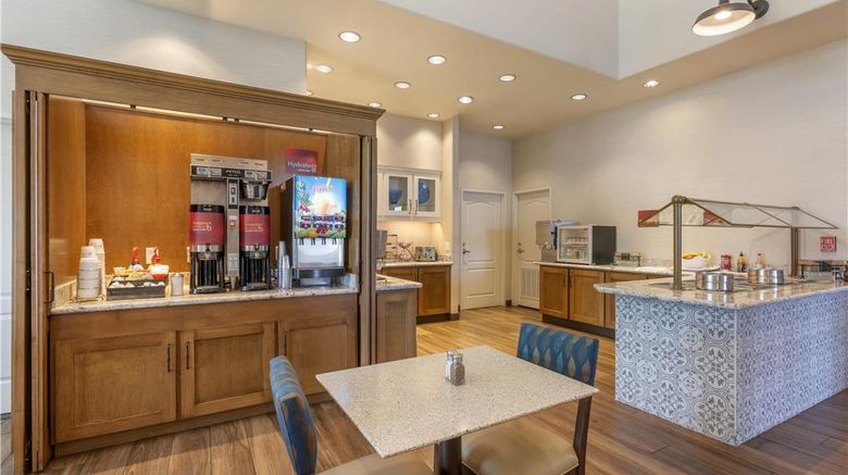<b>Best Western Plus a Wayfarer's Inn Restaurant</b>. Images powered by <a href="https://iceportal.shijigroup.com/" title="IcePortal" target="_blank">IcePortal</a>.