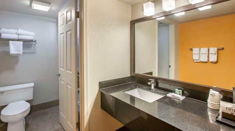 <b>Best Western Arizonian Inn Room</b>. Images powered by <a href="https://iceportal.shijigroup.com/" title="IcePortal" target="_blank">IcePortal</a>.