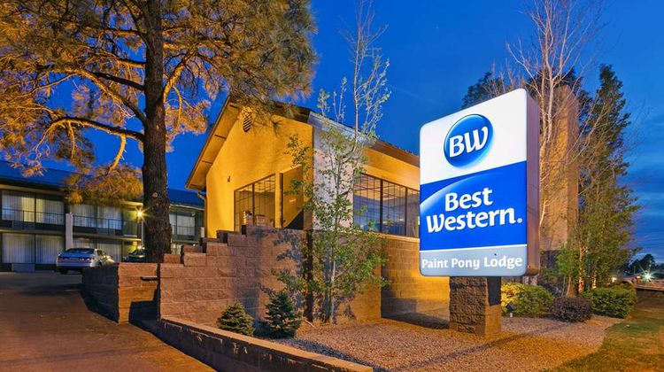 Best Western Paint Pony Lodge Exterior