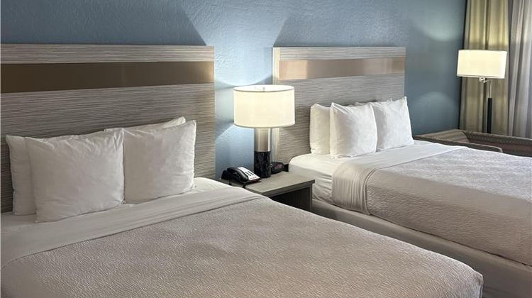 SureStay InnSuites Phoenix Hotel & Suite Room