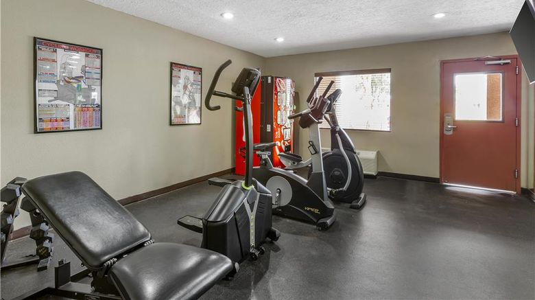 <b>Best Western InnSuites Tucson Foothills Health</b>. Images powered by <a href="https://iceportal.shijigroup.com/" title="IcePortal" target="_blank">IcePortal</a>.