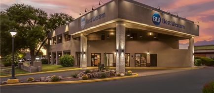 Best Western InnSuites Tucson Foothills Exterior