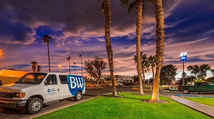 Best Western InnSuites Yuma Mall Exterior