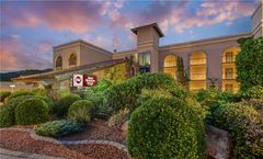 Best Western Plus Arroyo Roble Hotel